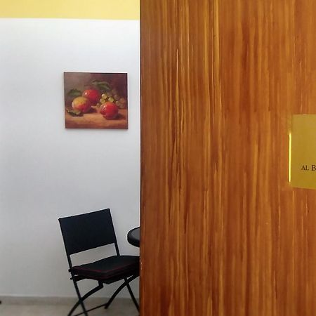 Ferienwohnung Al Cortile Di Maqueda Palermo Exterior foto