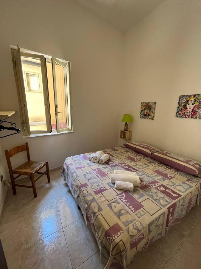 Ferienwohnung Al Cortile Di Maqueda Palermo Exterior foto