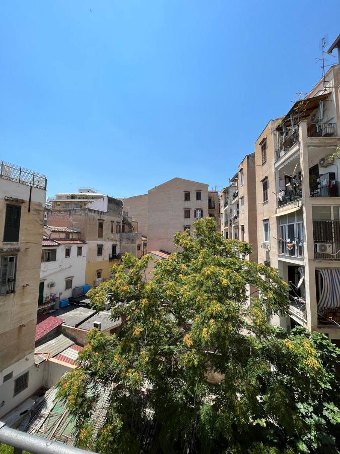 Ferienwohnung Al Cortile Di Maqueda Palermo Exterior foto